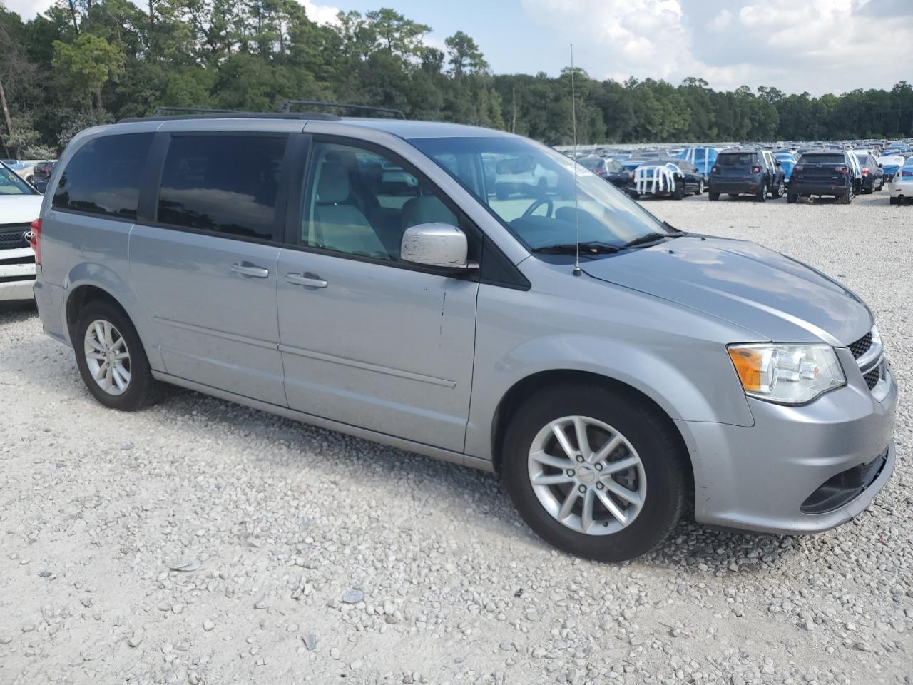 Dodge Caravan Sxt Image 5