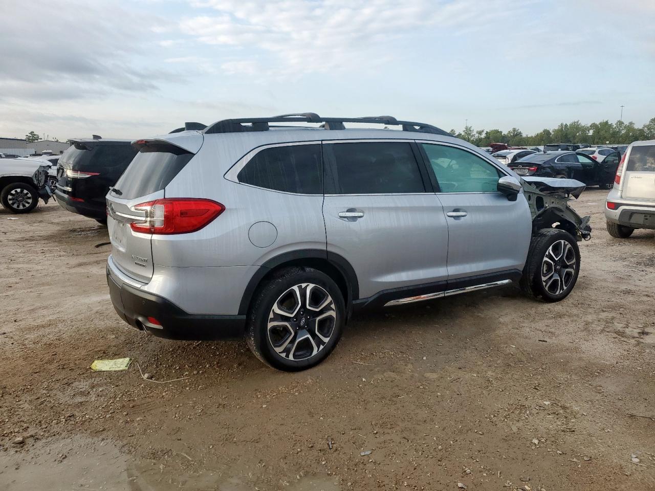 Subaru Ascent Touring Image 3