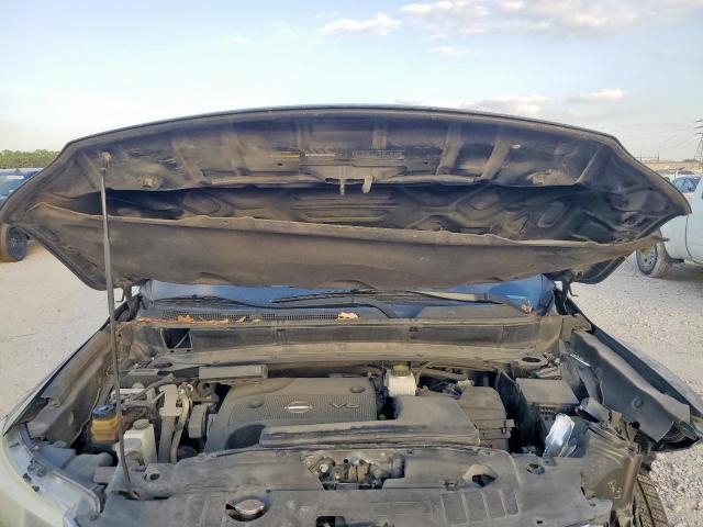 Nissan Pathfinder S Image 7