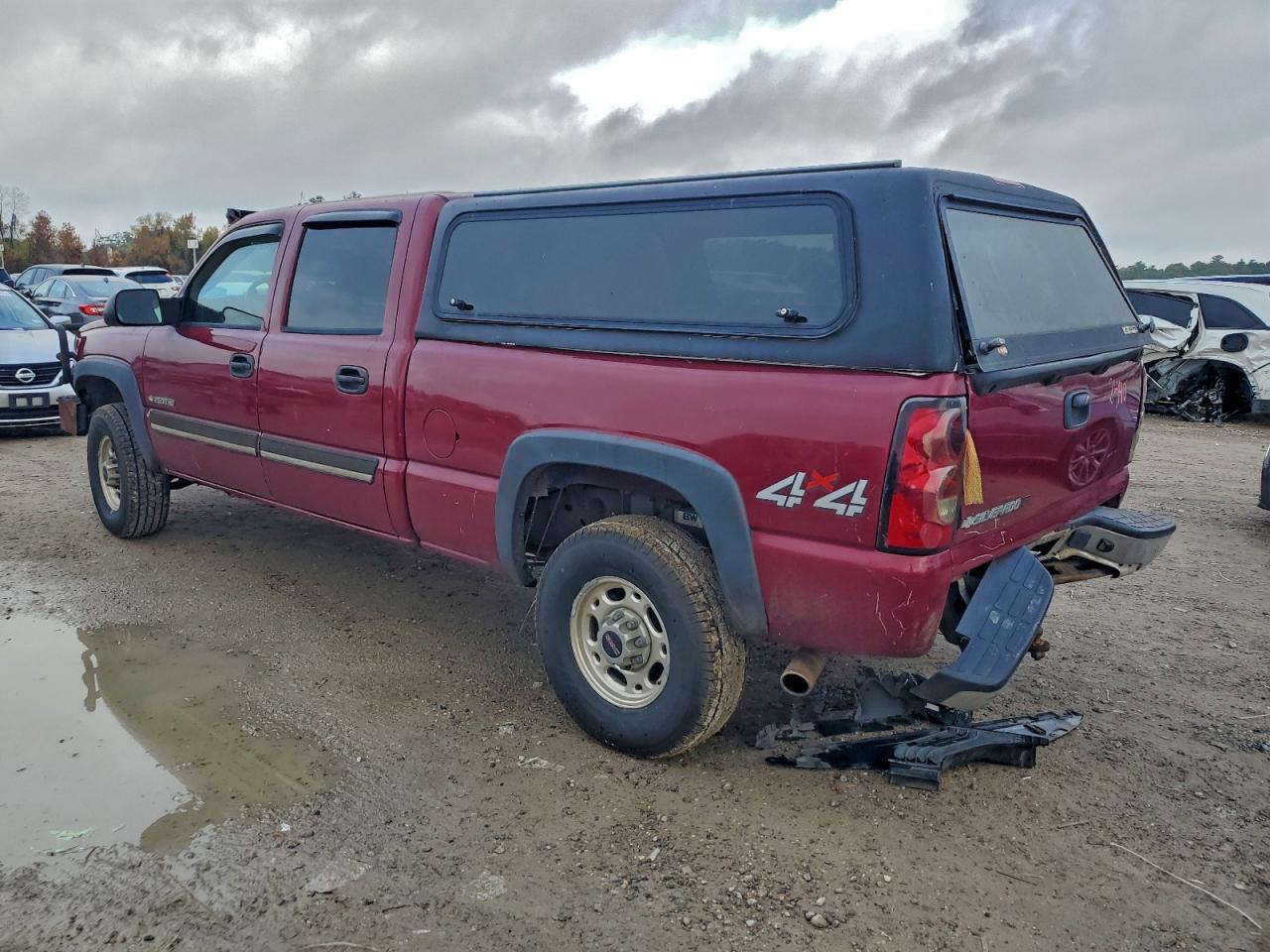 Chevrolet Silverado K2500 Image 2