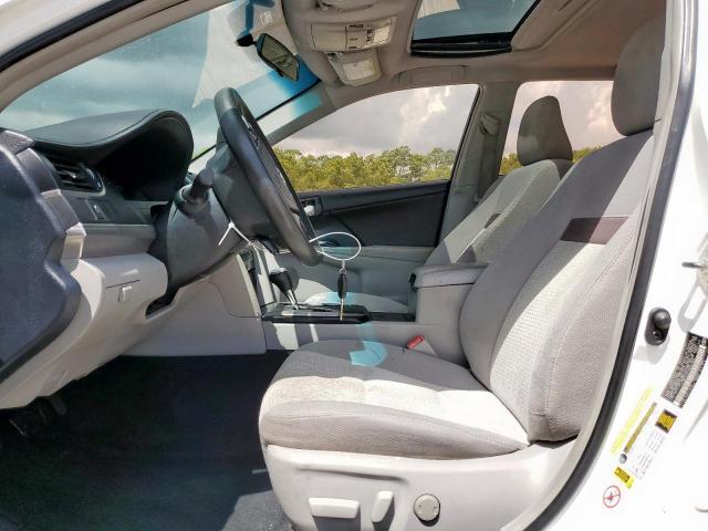 Toyota Camry L Image 7