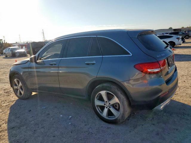 Mercedes-Benz GLC 300 Image 5