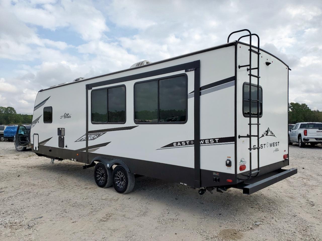 Wildwood East West Image 3