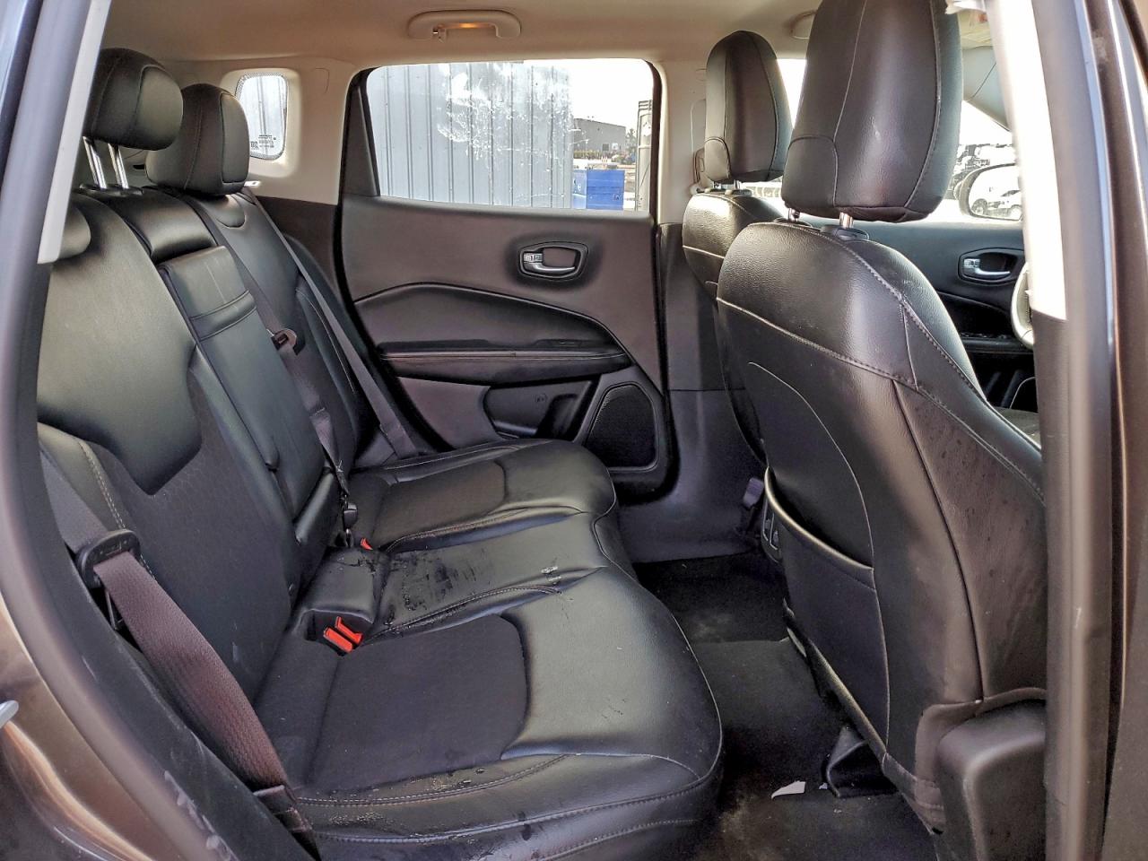 Jeep Compass Latitude Image 5