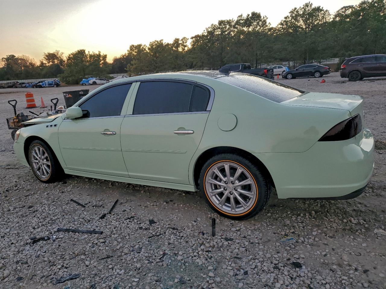 Buick Lucerne Cxl Image 3