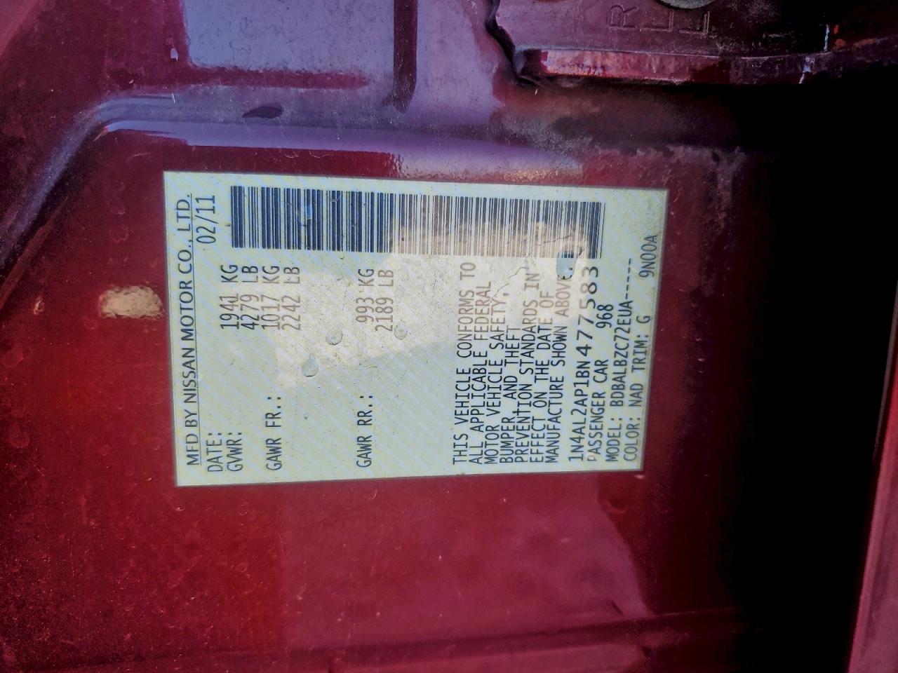 Nissan Altima Base Image 9