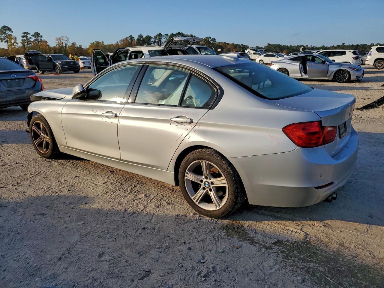 BMW 3 Series I Image 13