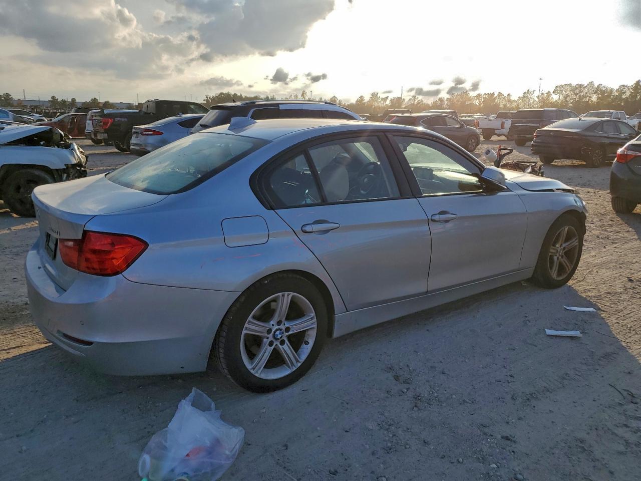 BMW 3 Series I Image 2