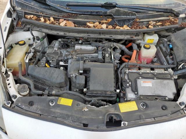 Toyota Prius Image 8