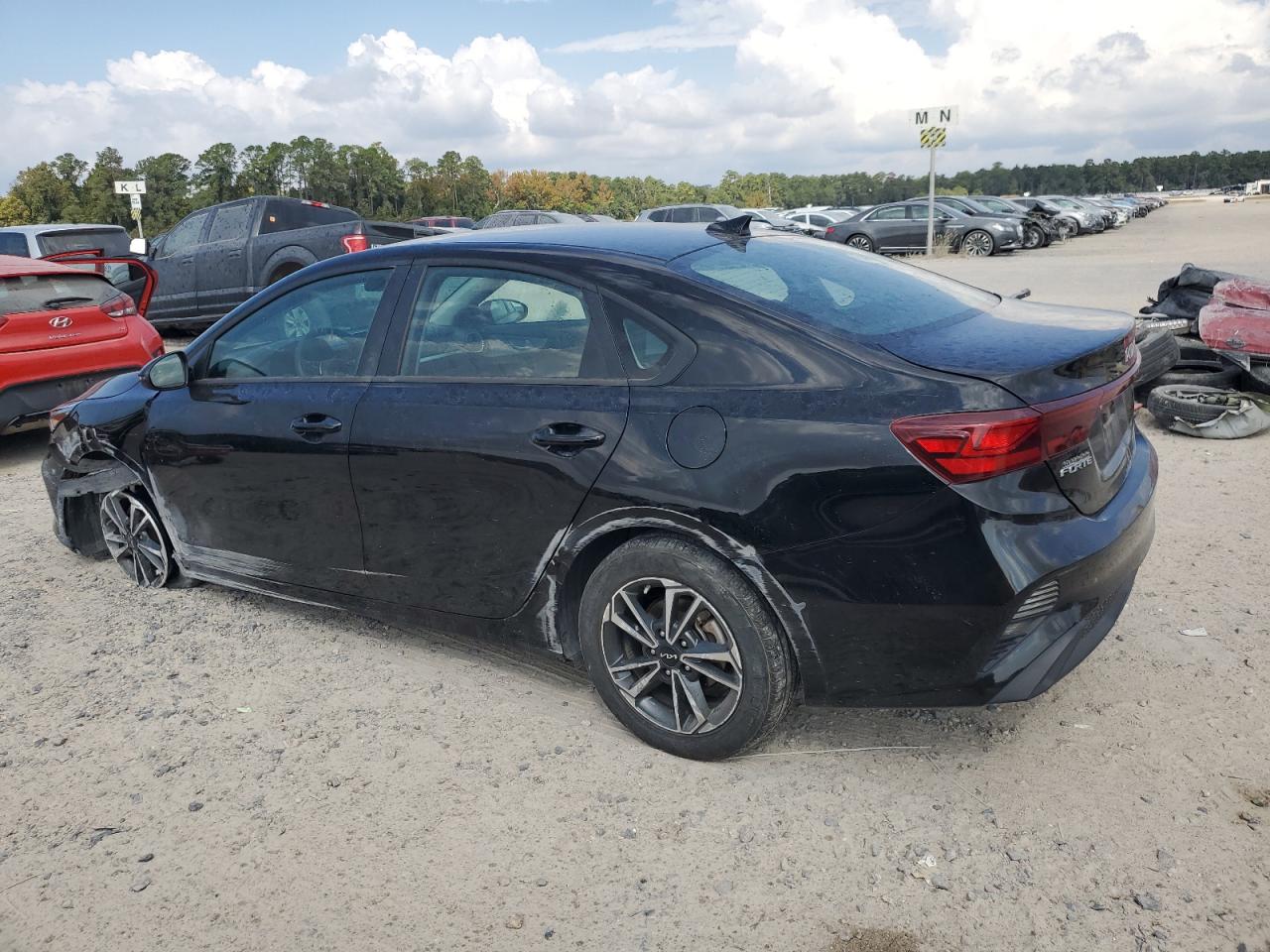 Kia Forte Lx Image 2