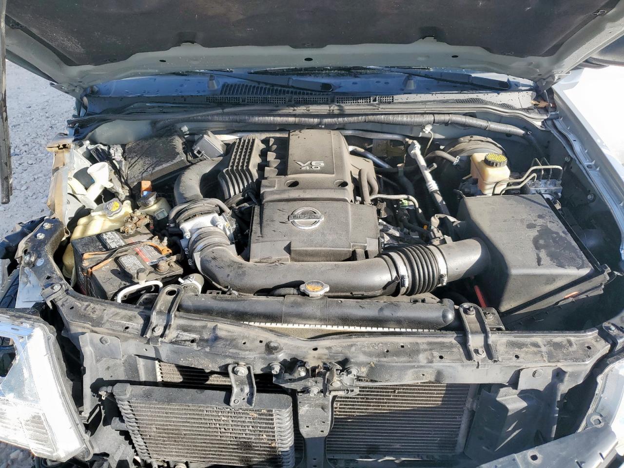 Nissan Frontier S Image 12