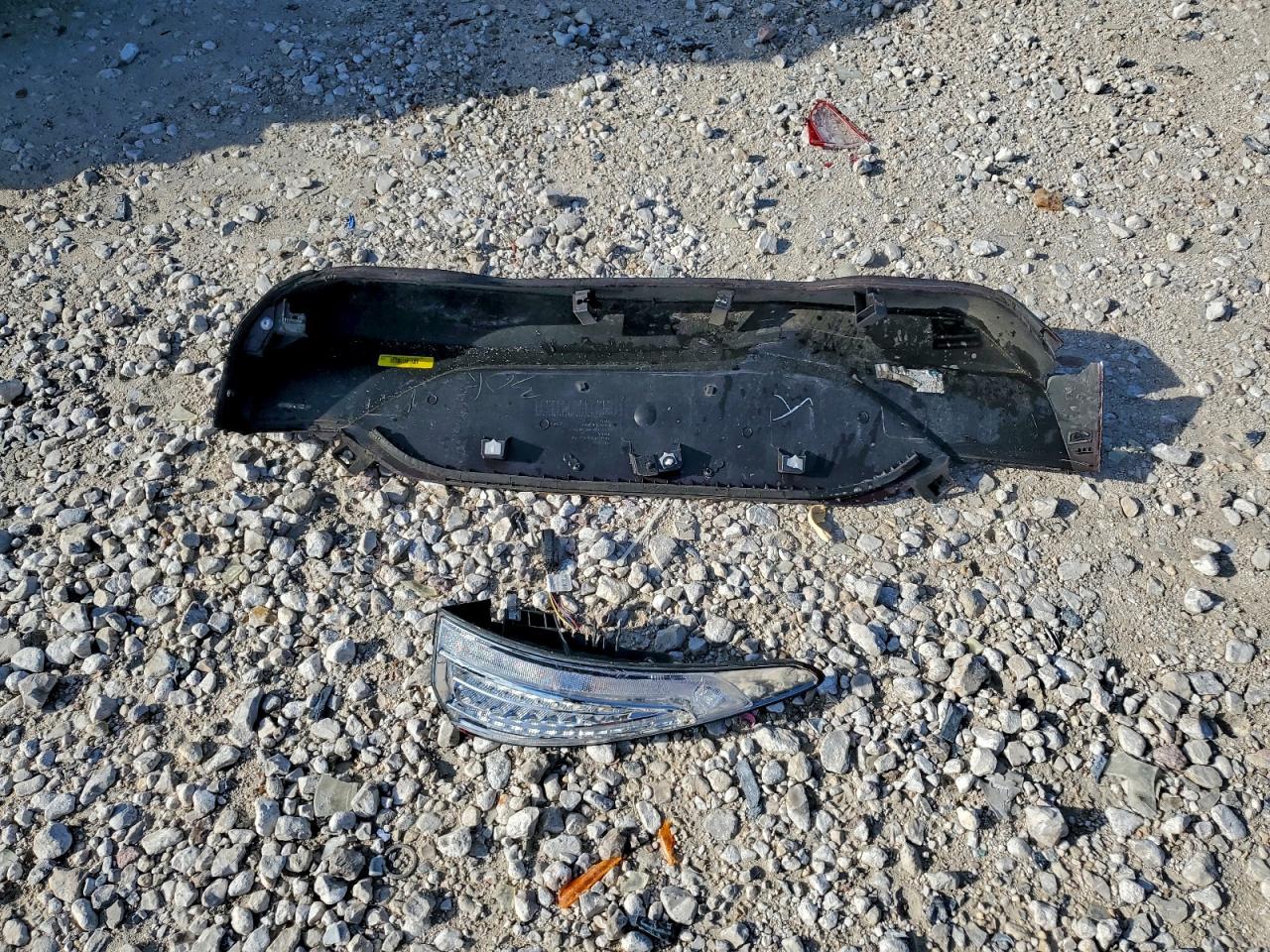 Ford Fusion Se Image 3