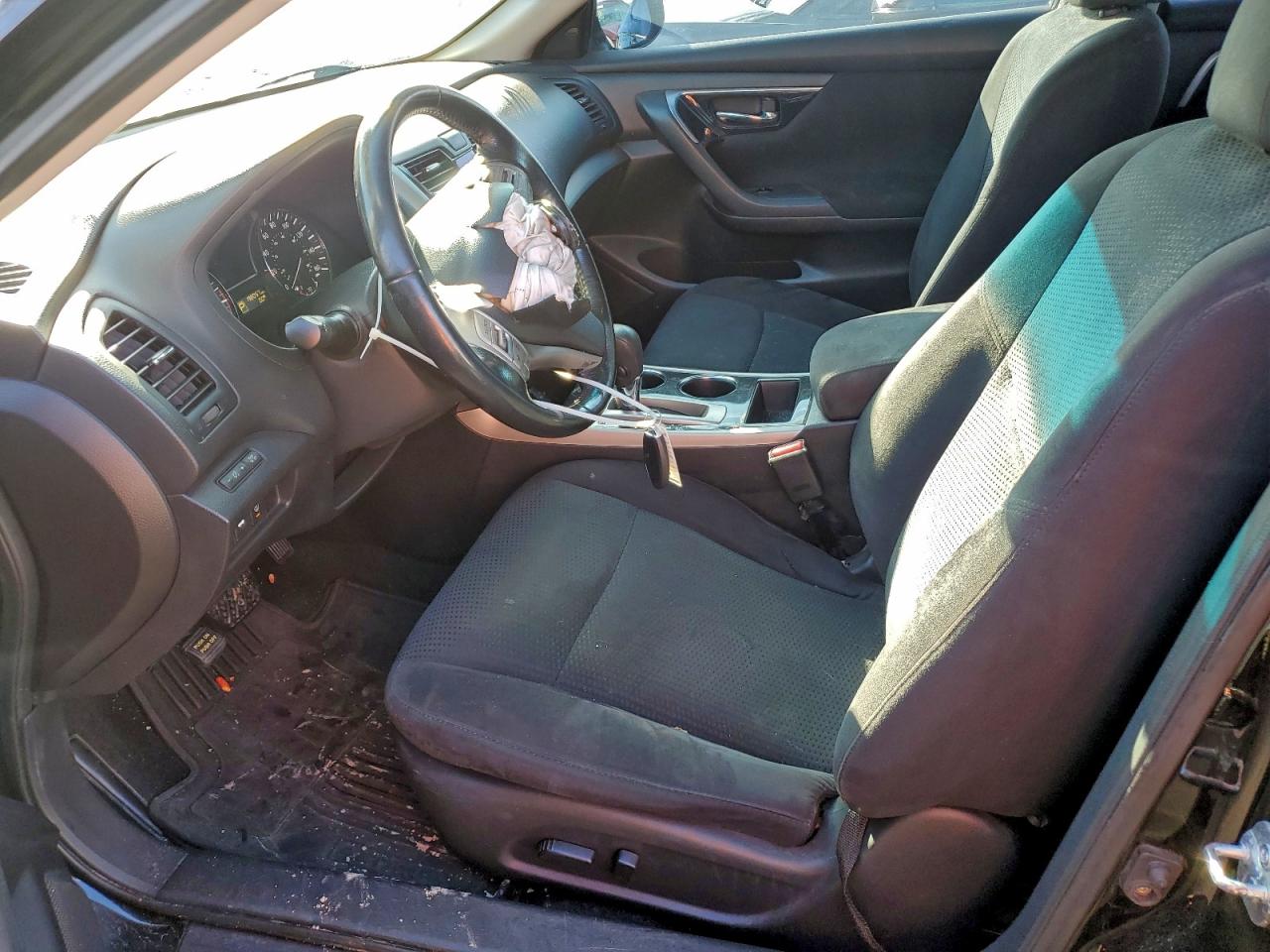 Nissan Altima 2.5 Image 6