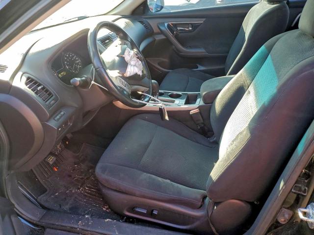 Nissan Altima 2.5 Image 6