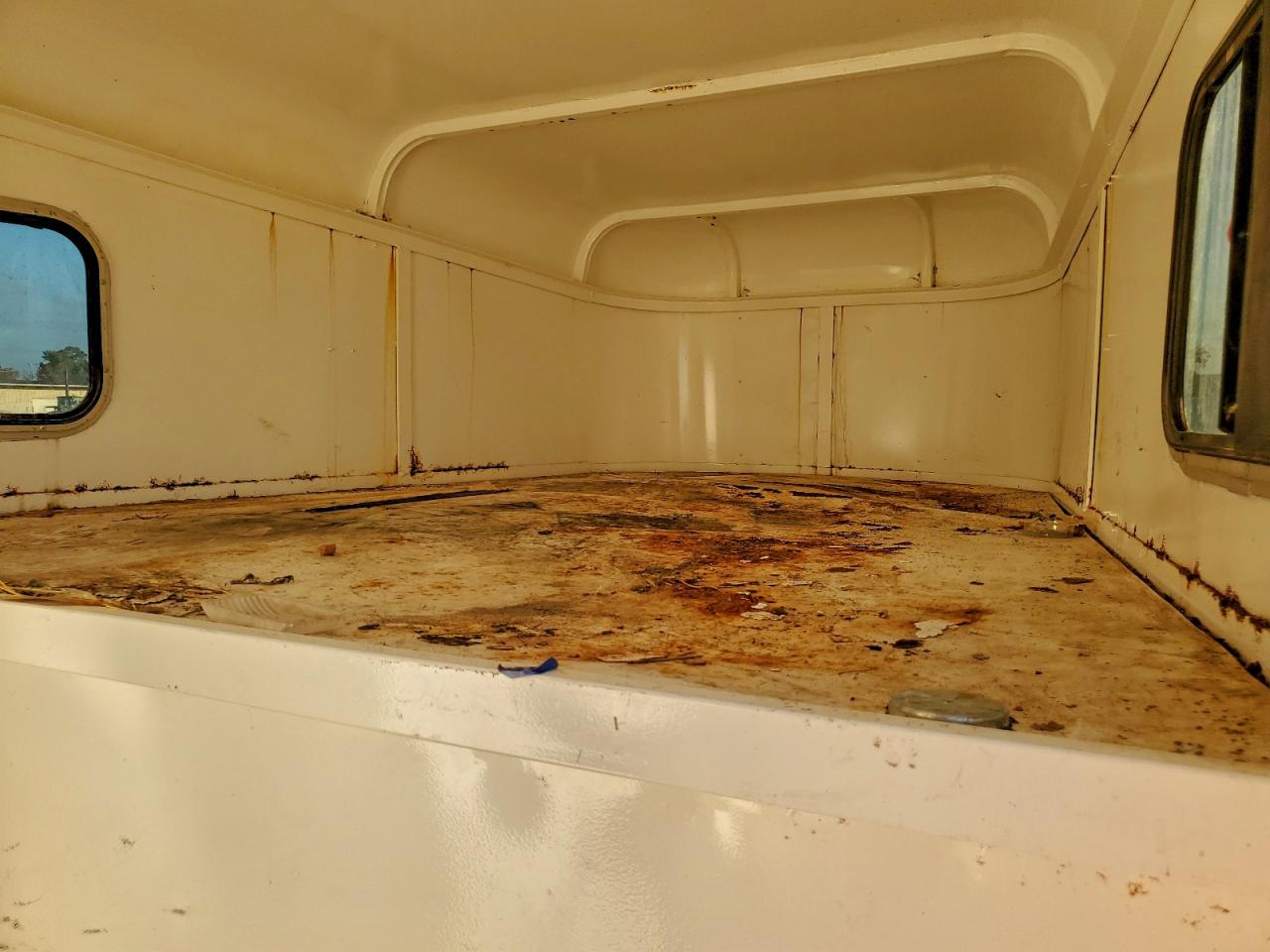 Cali Trailer Image 10