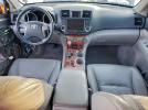 Toyota Highlander Limited Image 8