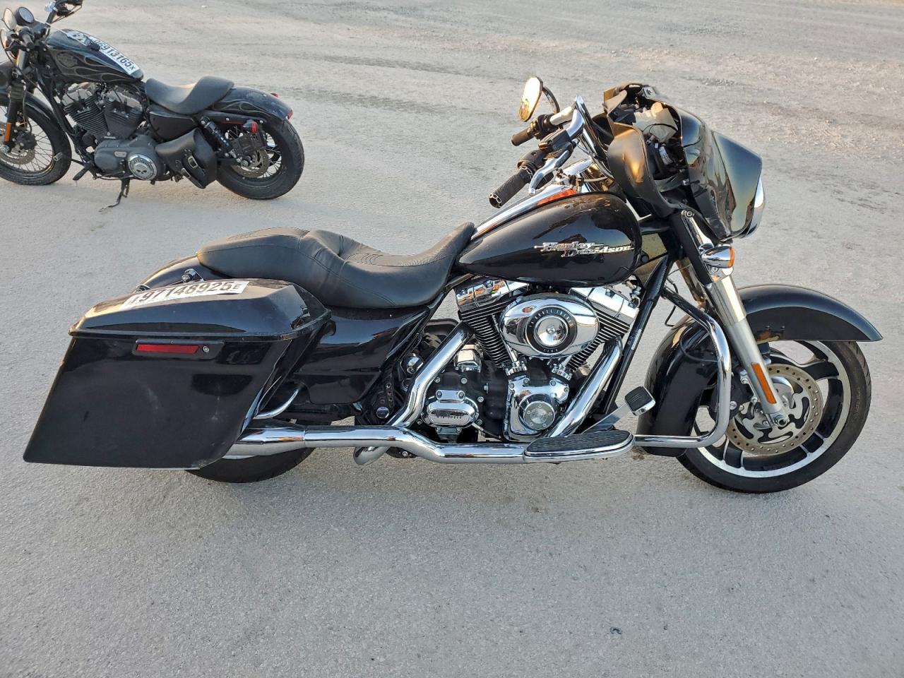 Harley-Davidson Fl Image 1