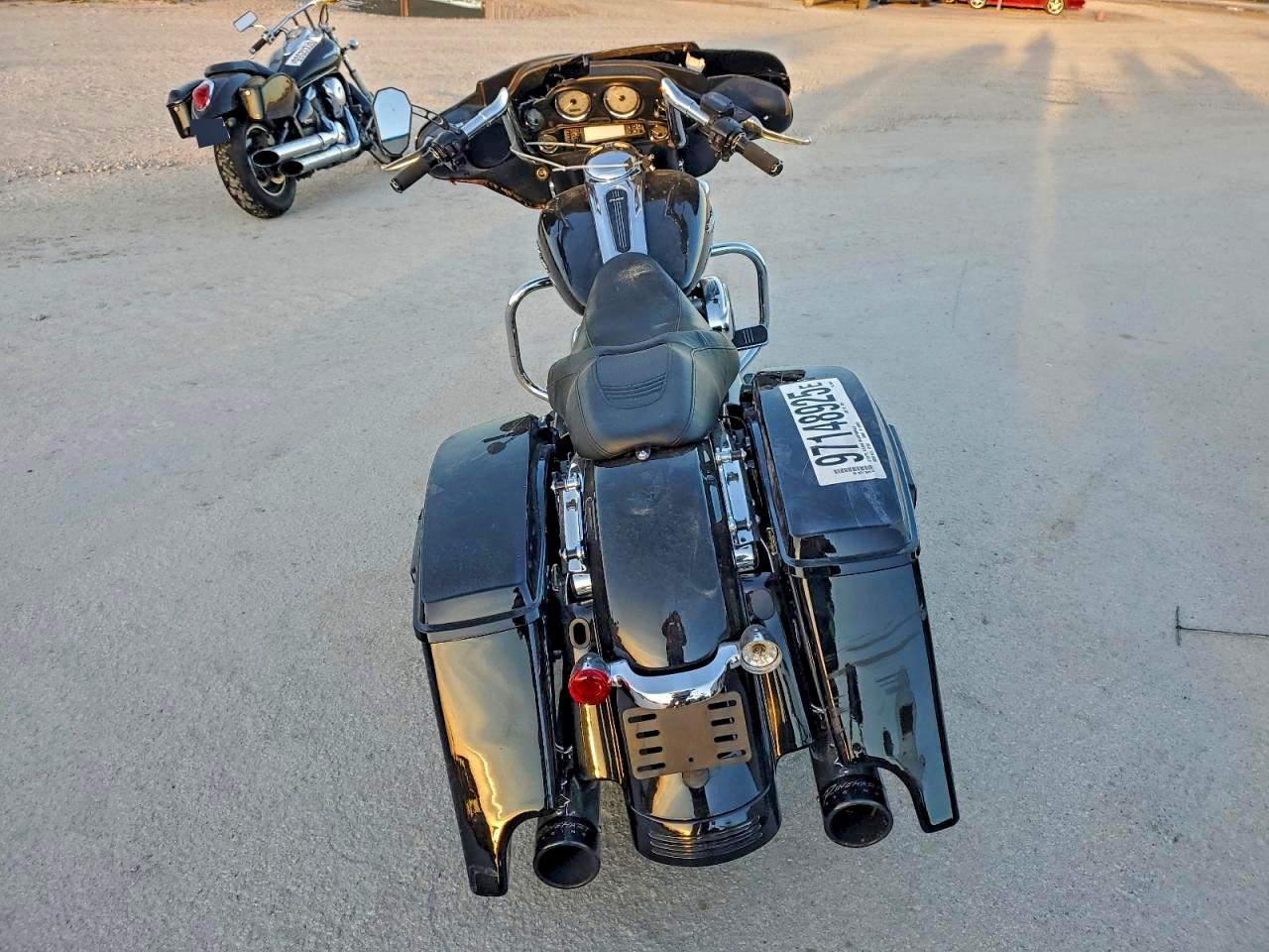 Harley-Davidson Fl Image 6