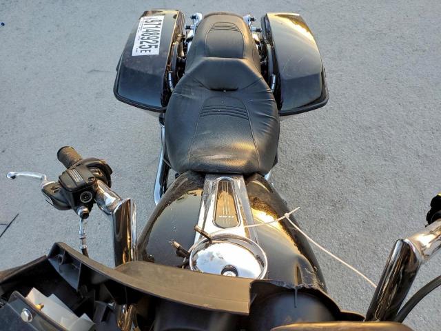 Harley-Davidson Fl Image 5