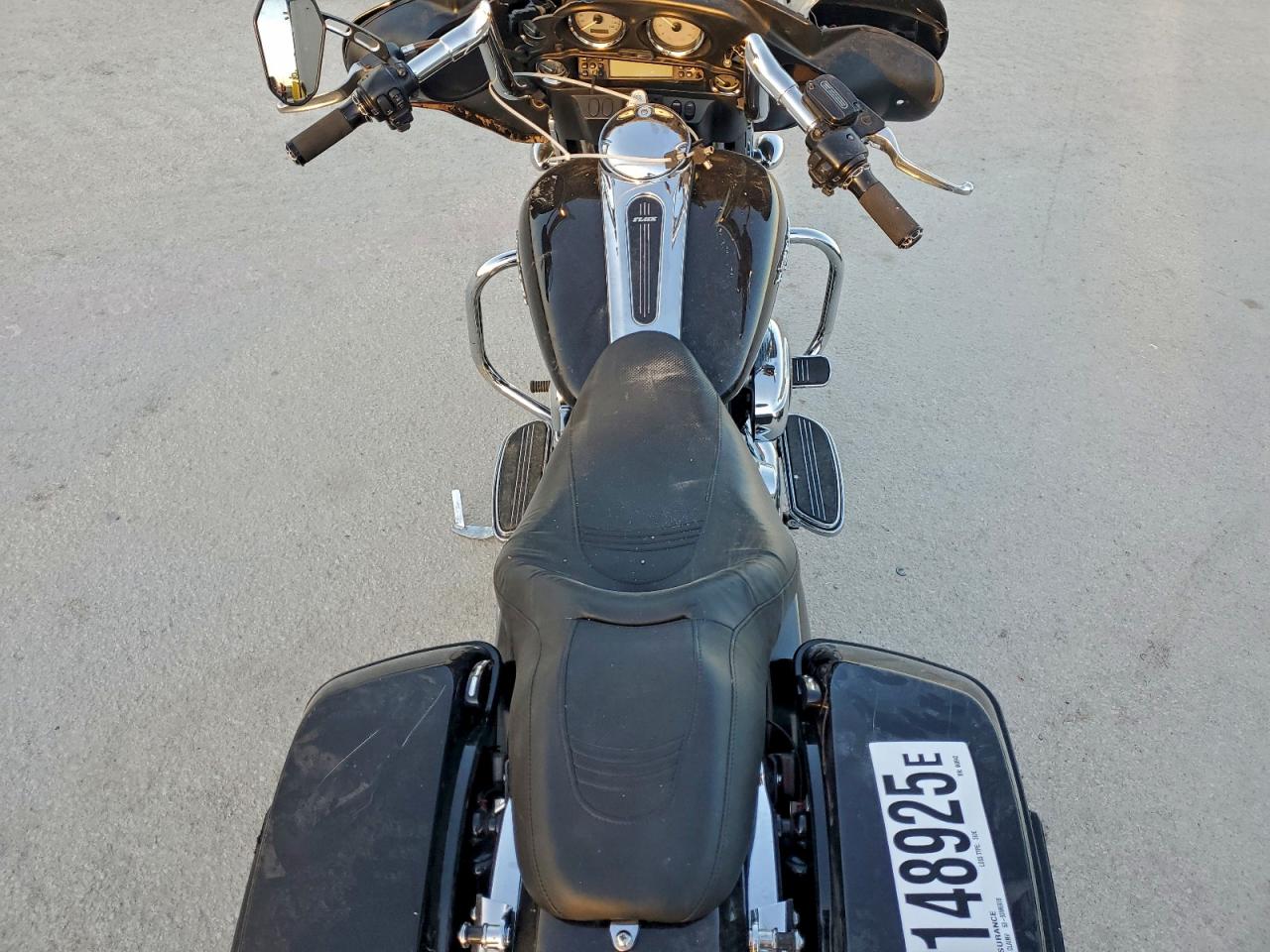 Harley-Davidson Fl Image 8