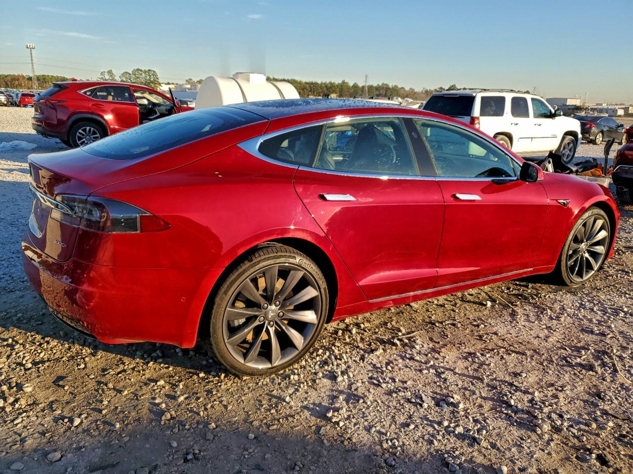 Tesla Model S Image 4