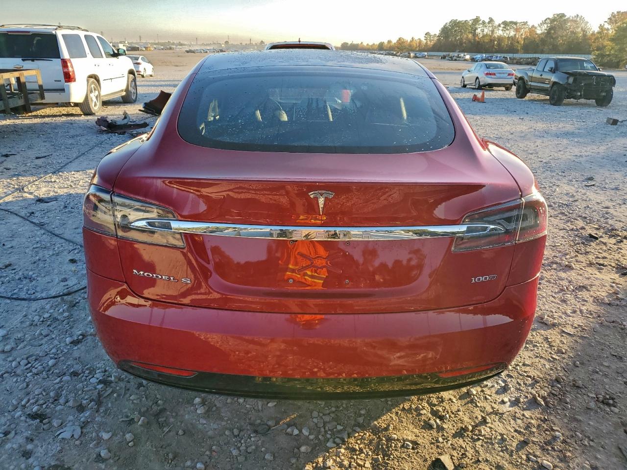 Tesla Model S Image 5