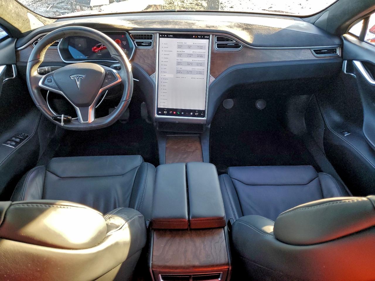 Tesla Model S Image 7