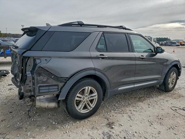 Ford Explorer Xlt Image 2
