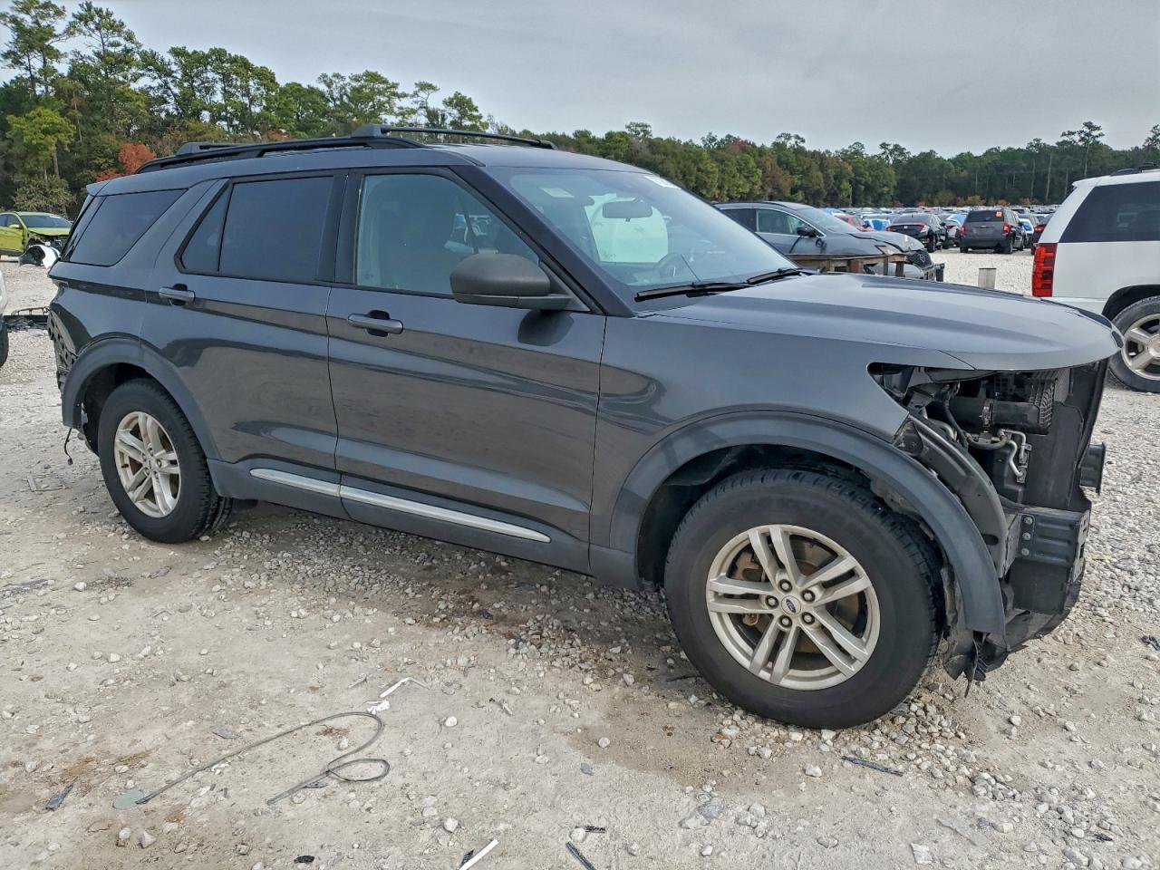 Ford Explorer Xlt Image 7