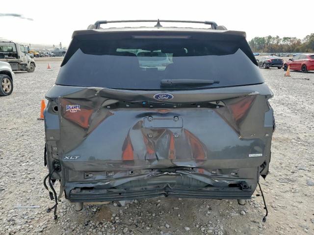 Ford Explorer Xlt Image 3