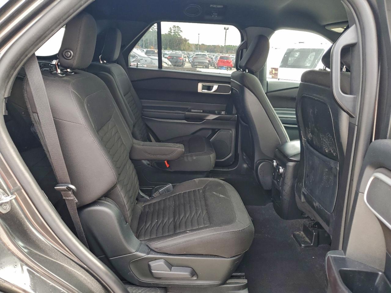 Ford Explorer Xlt Image 5