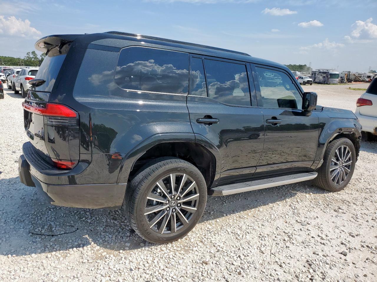 Lexus Gx 550 Luxury Image 4