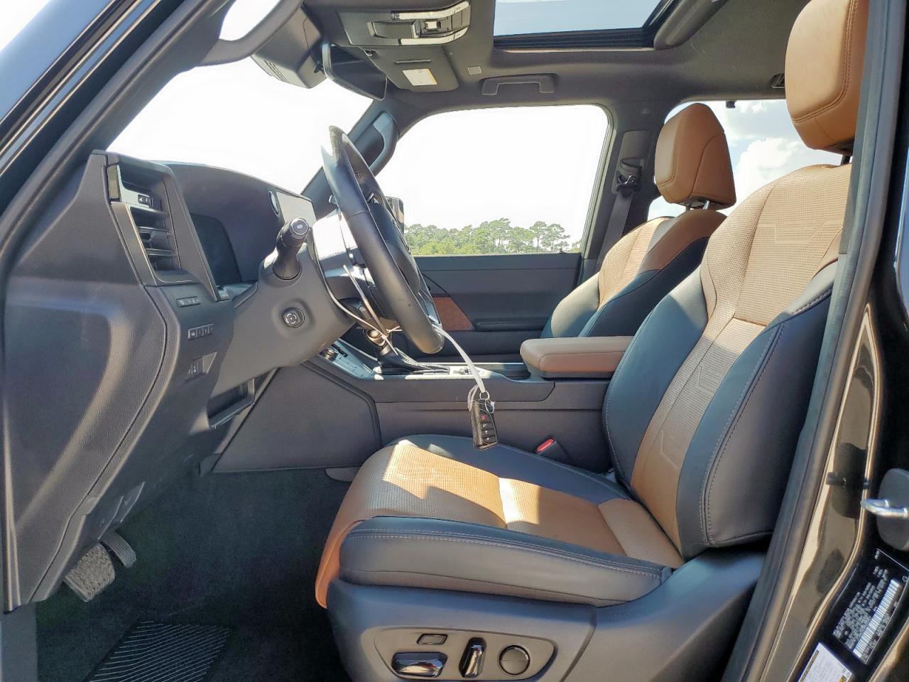 Lexus Gx 550 Luxury Image 2