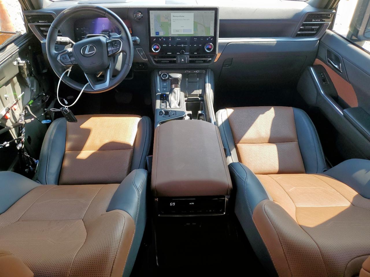Lexus Gx 550 Luxury Image 11