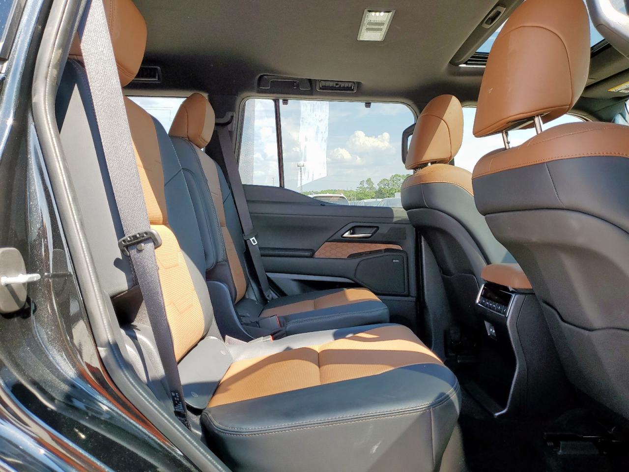 Lexus Gx 550 Luxury Image 14