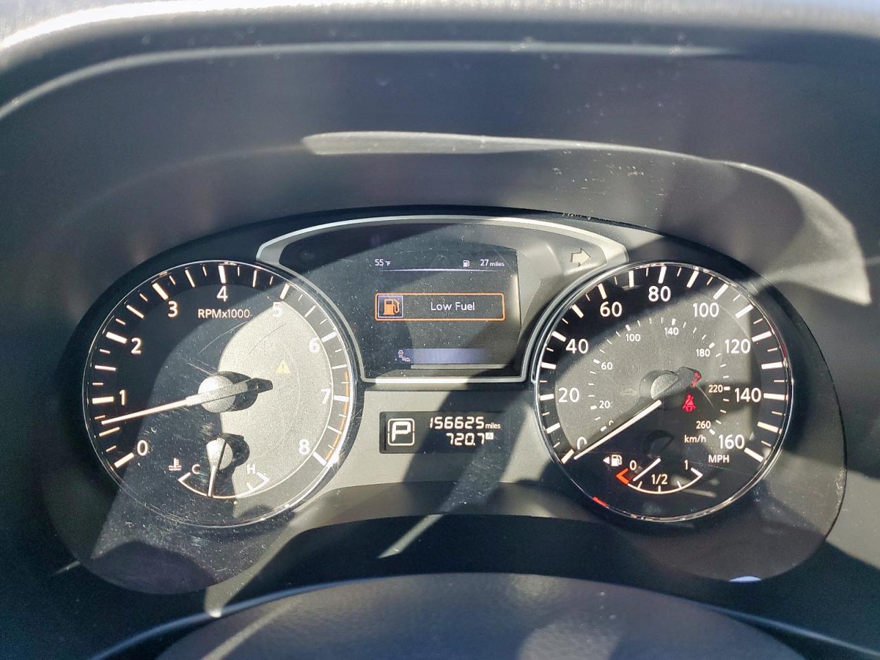 Nissan Pathfinder S Image 12