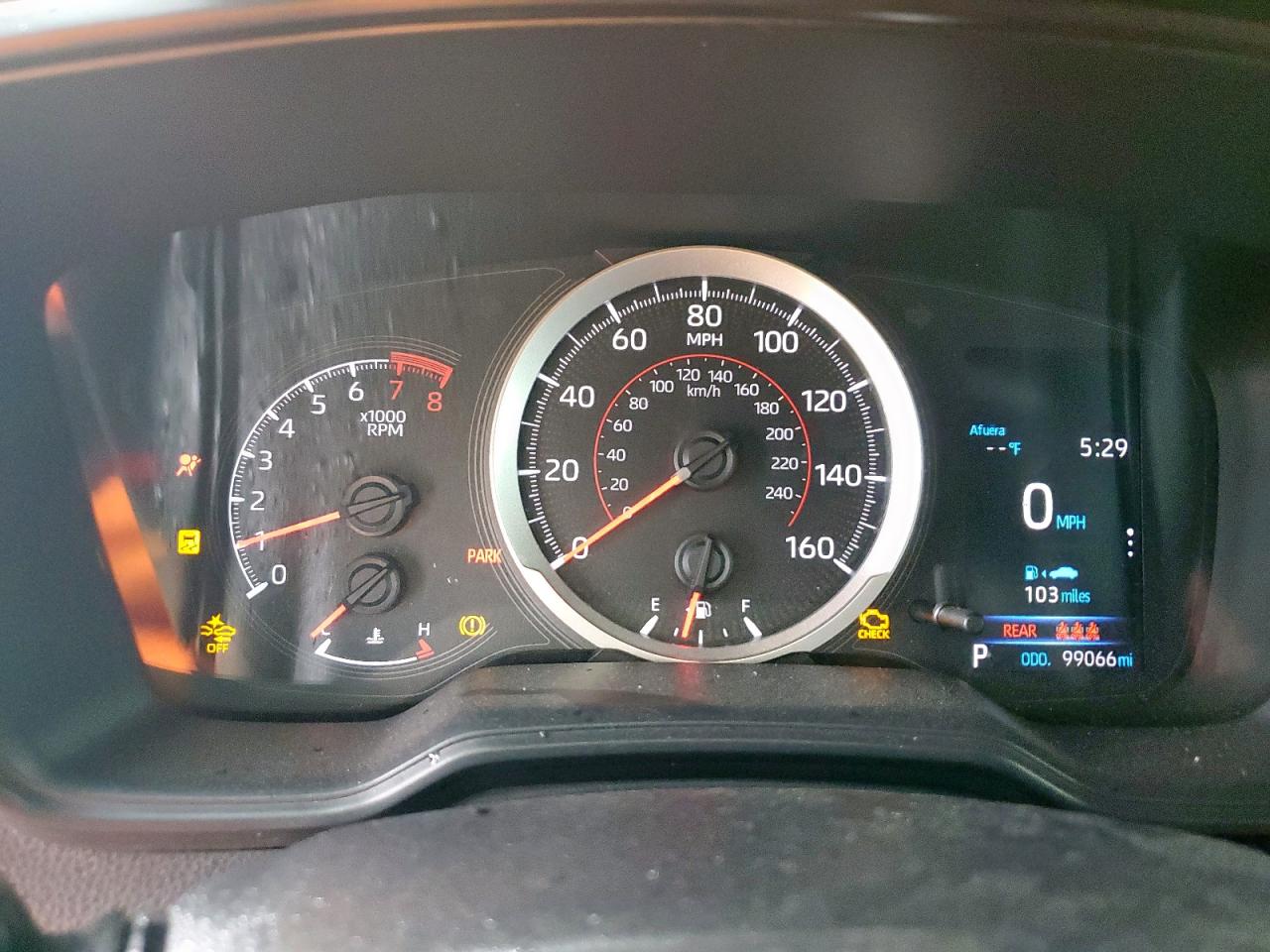 Toyota Corolla Se Image 7