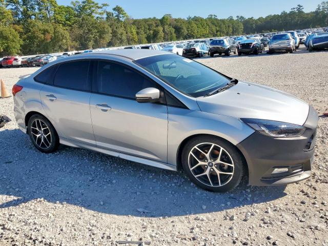 Ford Focus Se Image 5