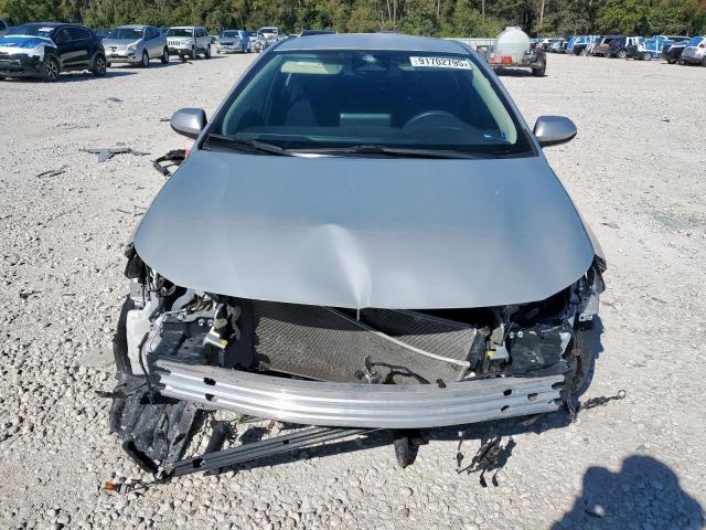 Toyota Corolla Le Image 7