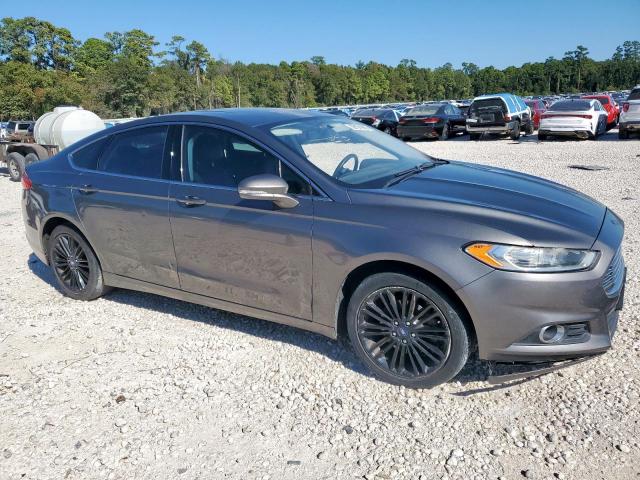 Ford Fusion Se Image 8