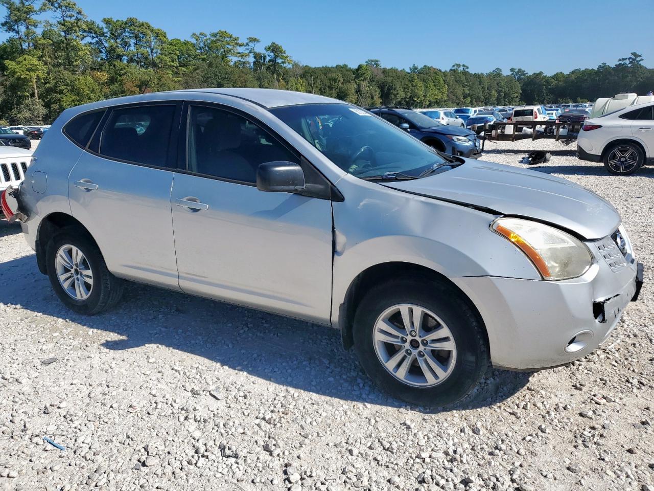 Nissan Rogue S Image 7