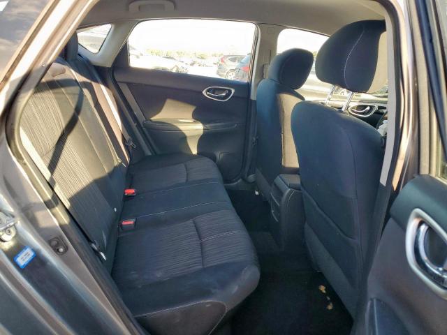 Nissan Sentra S Image 7