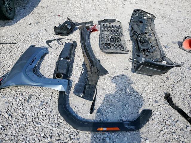 GMC Sierra K2500 Denali Image 4