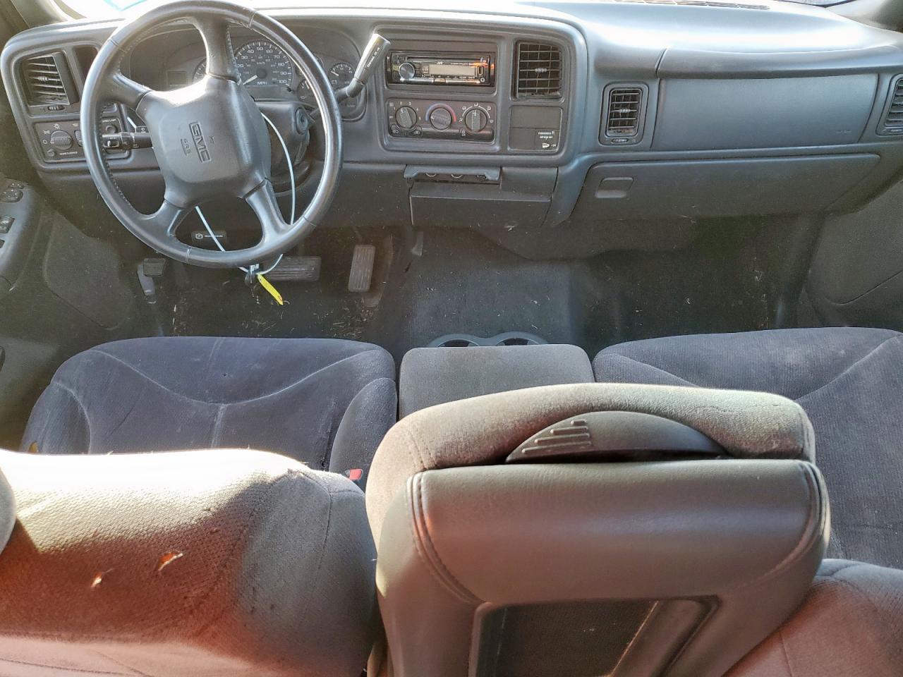 GMC Sierra C1500 Image 5