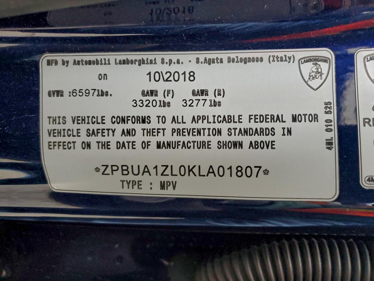 Lamborghini Urus Image 6