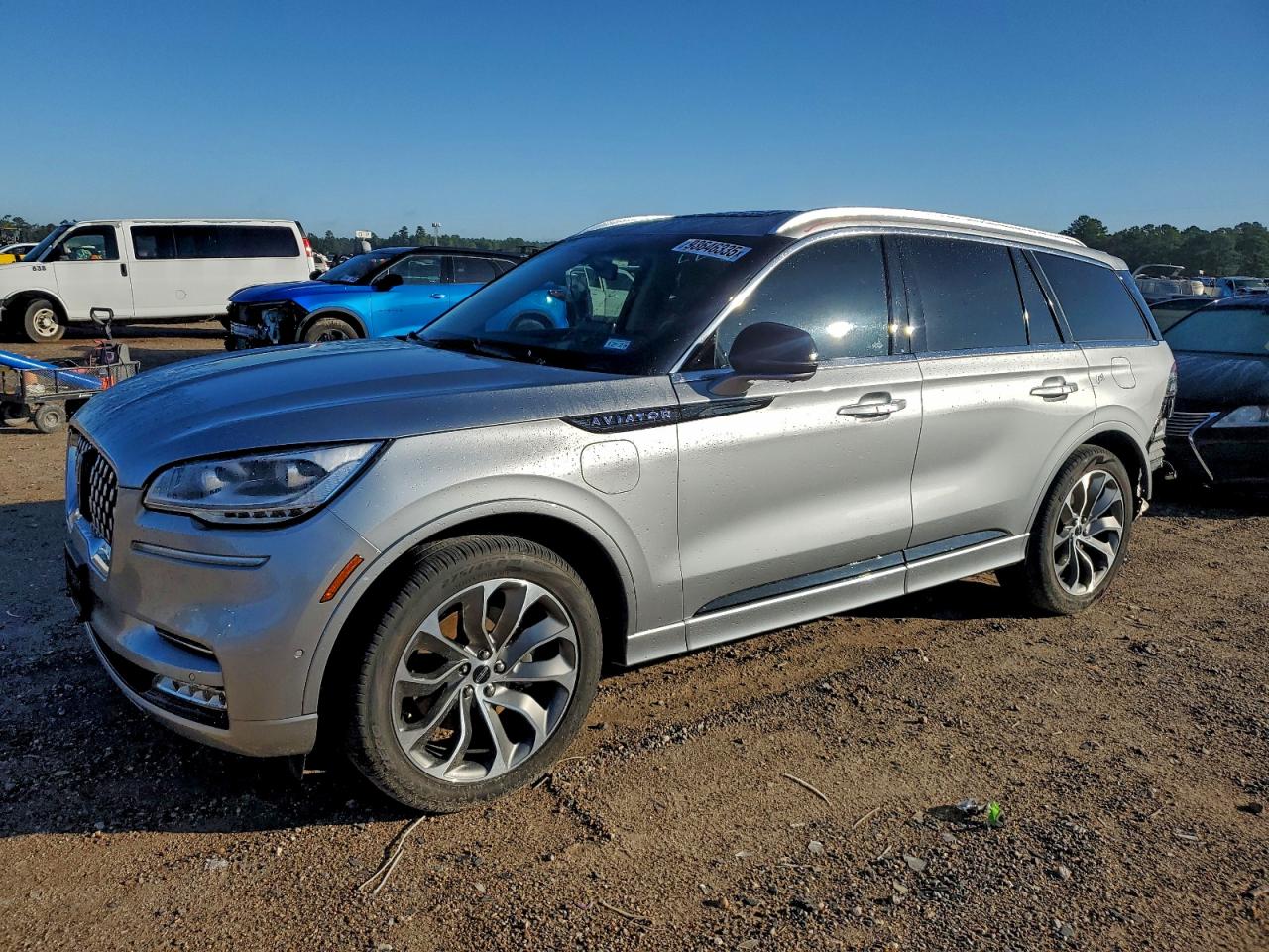 Lincoln Aviator Grand Touring Image 1