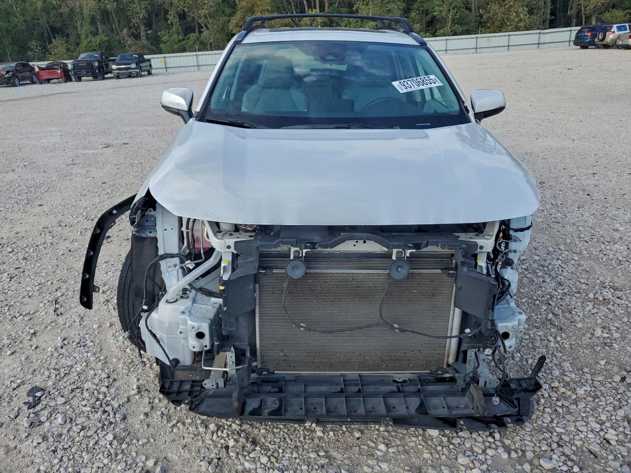 Toyota RAV4 Xle Premium Image 6