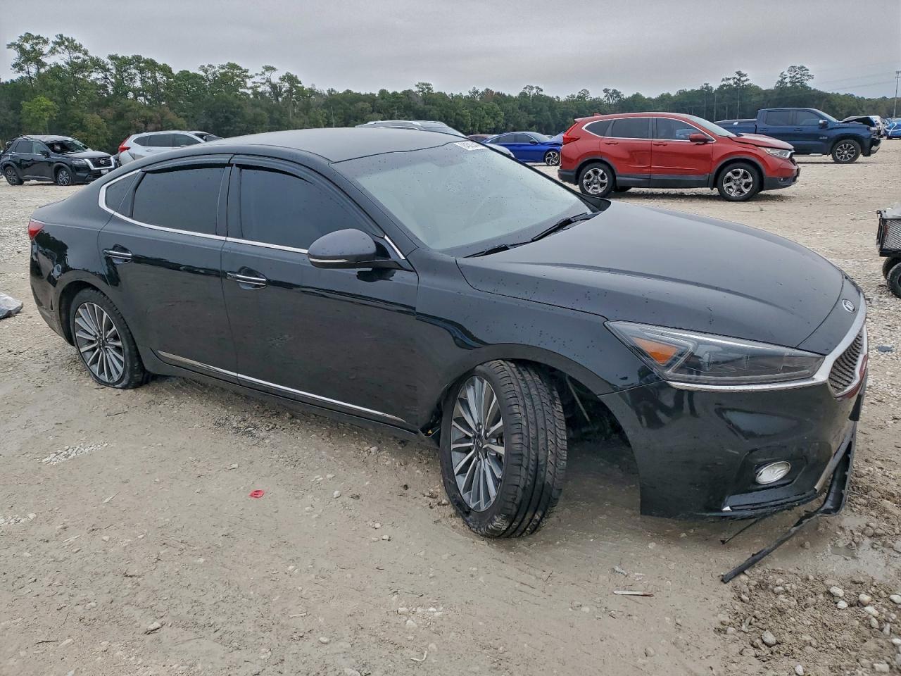 Kia Cadenza Premium Image 5