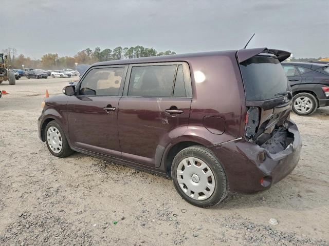 Toyota Scion Image 2