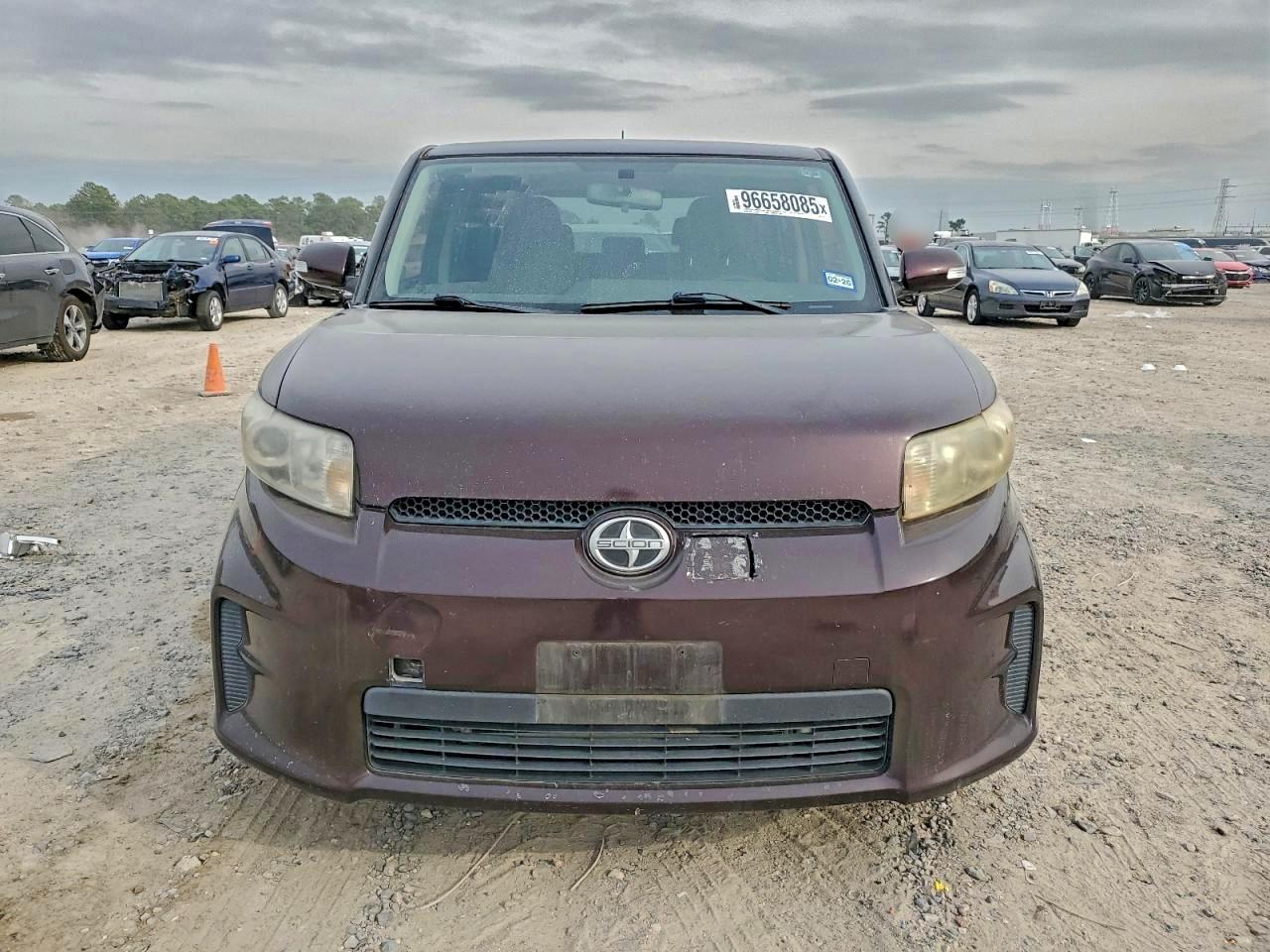 Toyota Scion Image 5